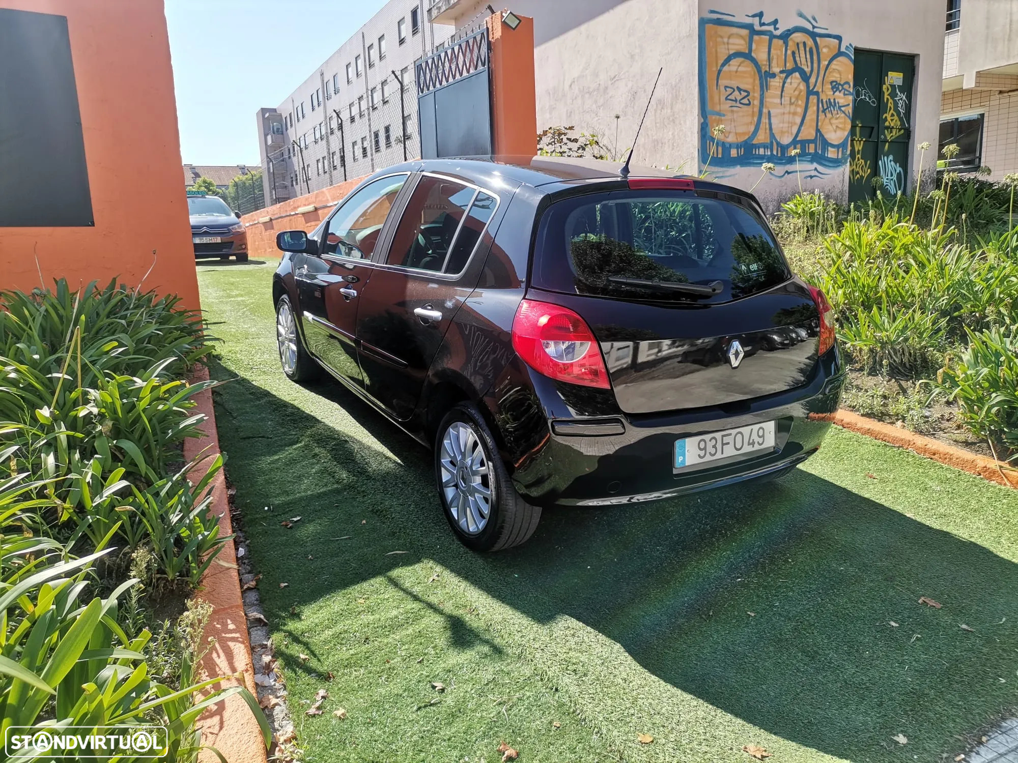 Renault Clio 1.5 dCi Dynamique S - 4