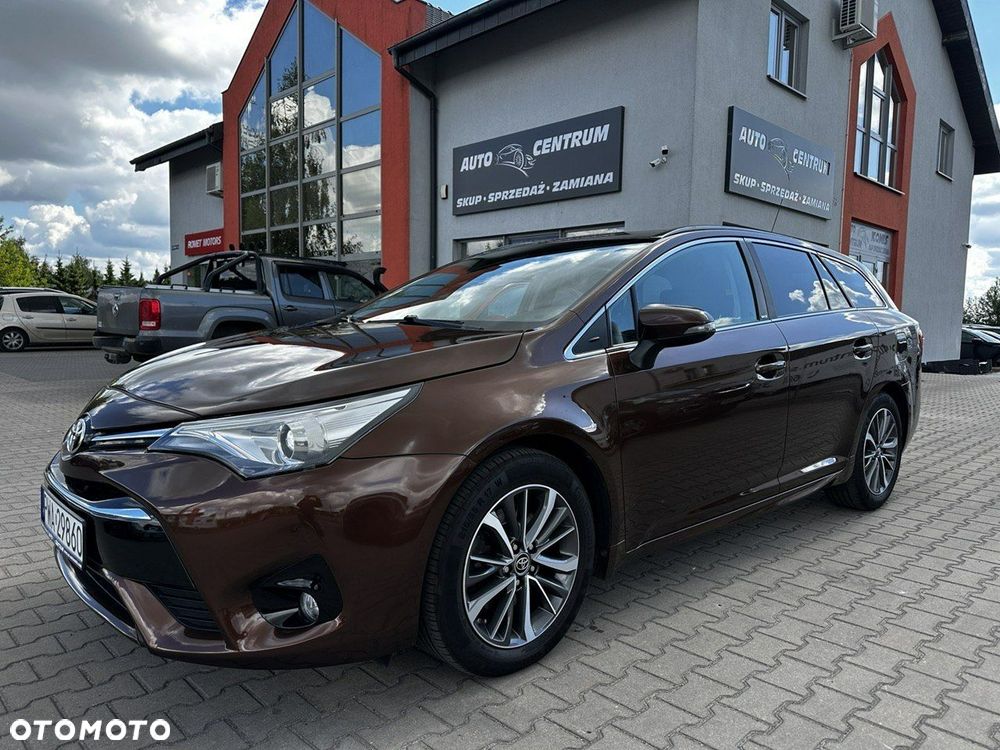 Toyota Avensis 2.0 D-4D Premium - 4
