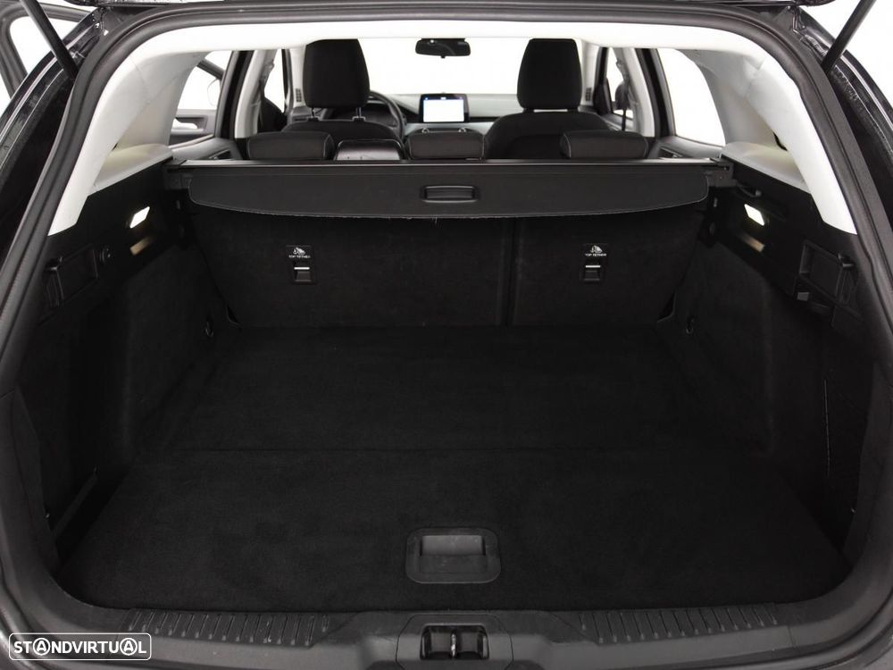 Ford Focus SW 1.0 EcoBoost Connected - 11