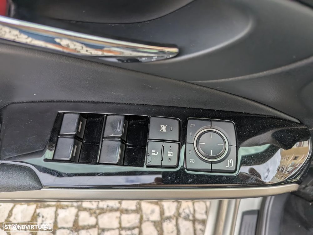 Lexus IS 300H Pack Executive - 6