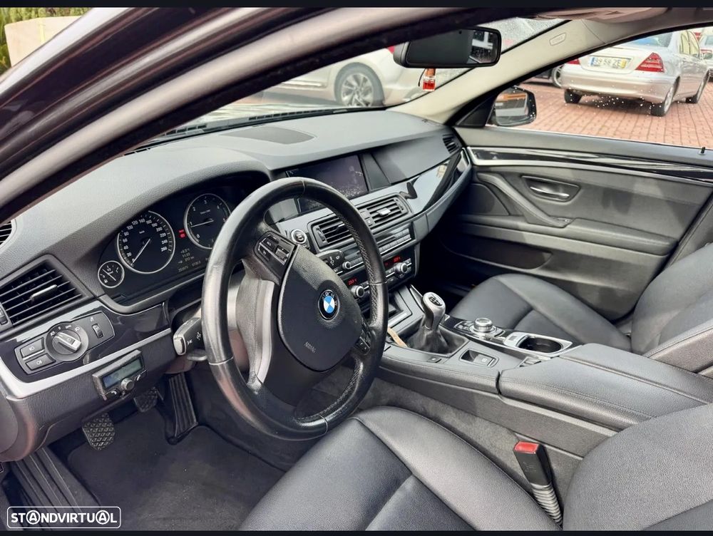 BMW 520 d Luxury Line - 9