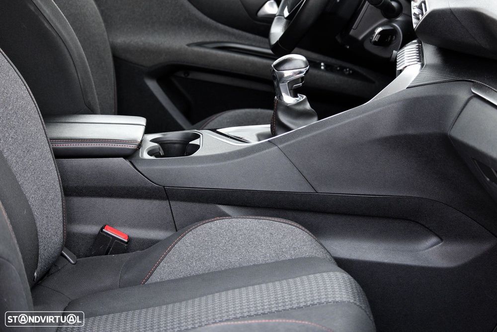 Peugeot 3008 1.5 BlueHDi Active - 11