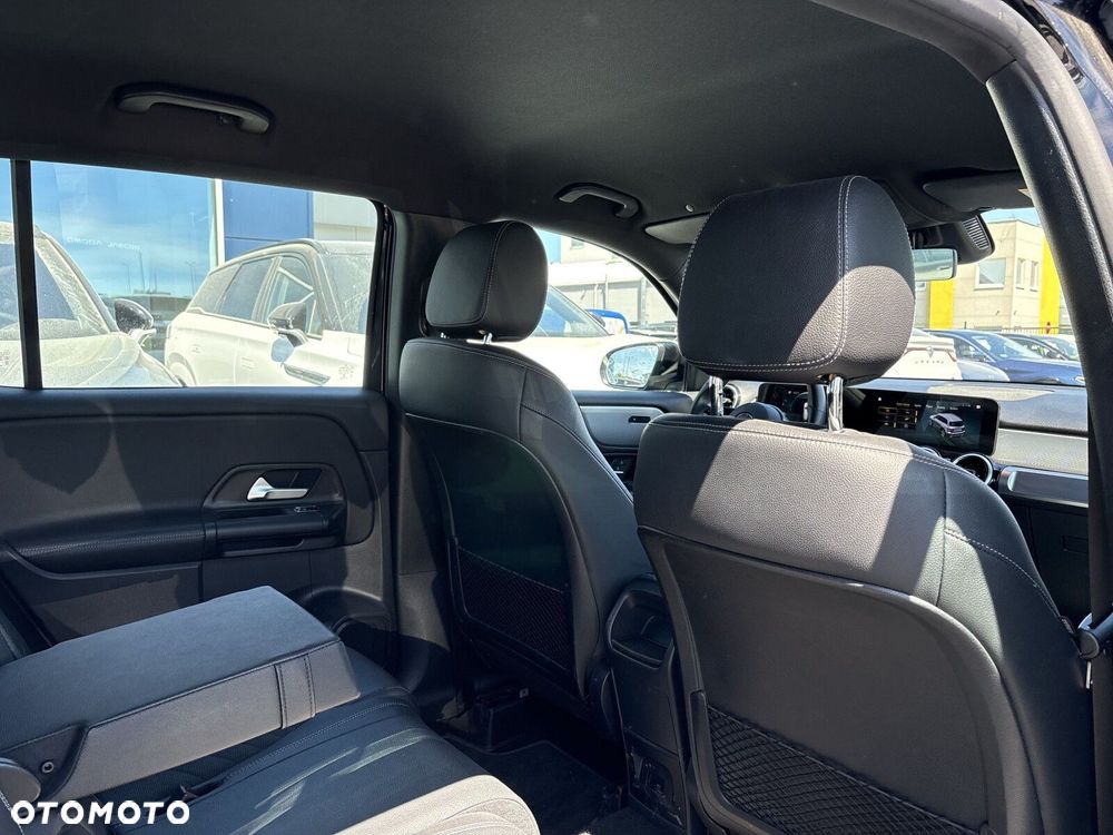Mercedes-Benz GLB 200 7G-DCT - 26