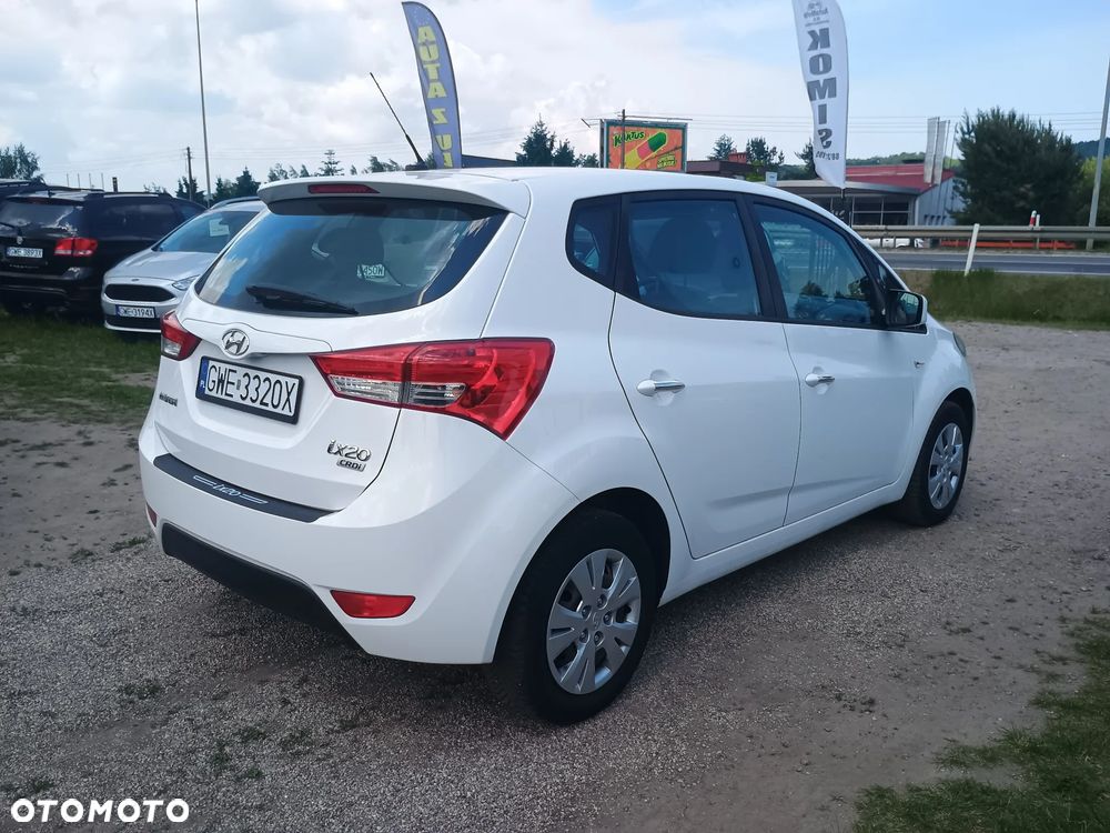Hyundai ix20 1.6 CRDi blue YES - 3