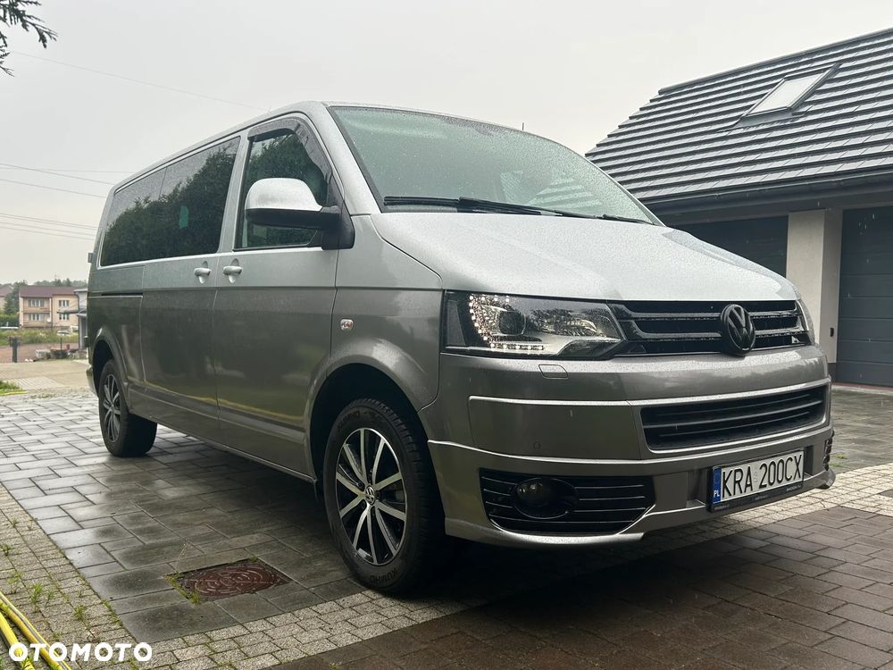 Volkswagen Caravelle - 5