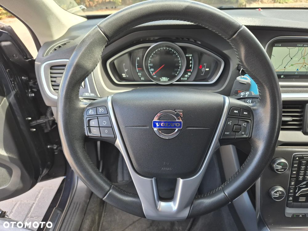 Volvo V40 D2 Momentum - 34