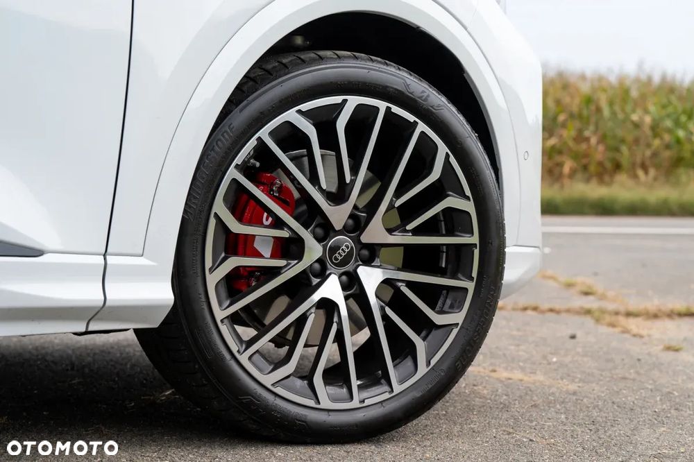 Audi SQ5 - 10