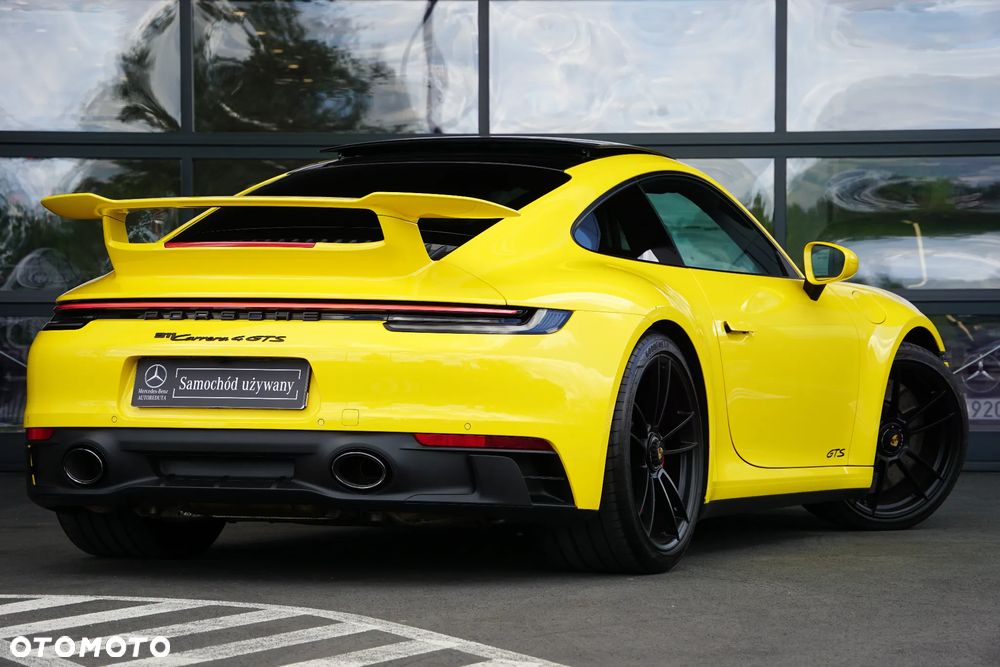 Porsche 911 Carrera 4 GTS PDK - 21