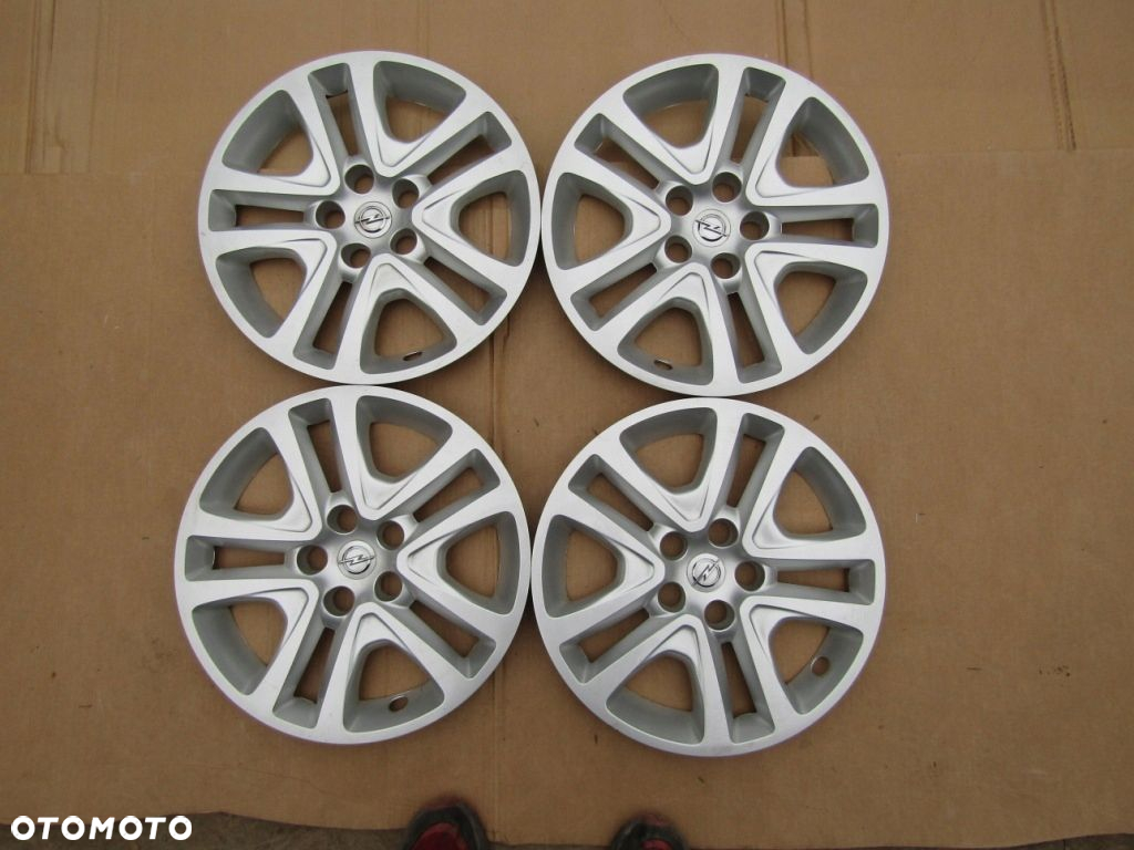 1x Kołpak Strukturalny 16 Opel Astra J IV  benzyna  K V Mokka 5x105 - 4