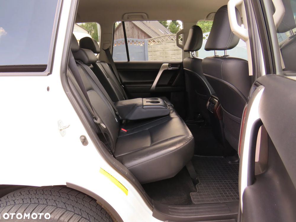 Toyota Land Cruiser LC 2.8 D-4D Invincible - 34