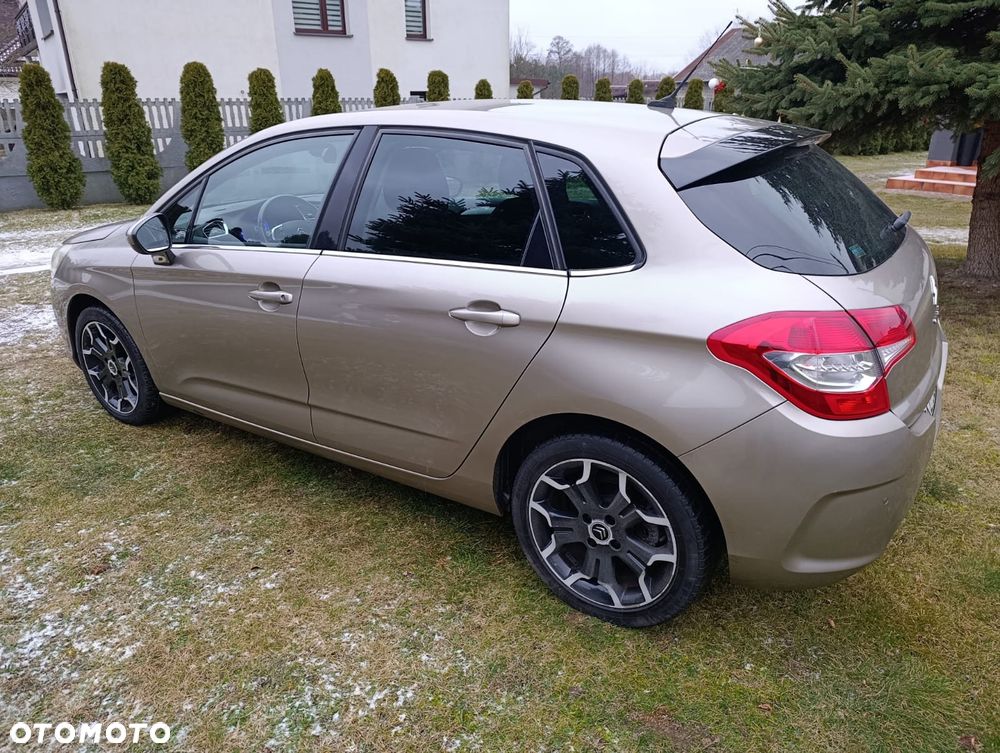 Citroën C4 1.6 HDi Attraction - 6