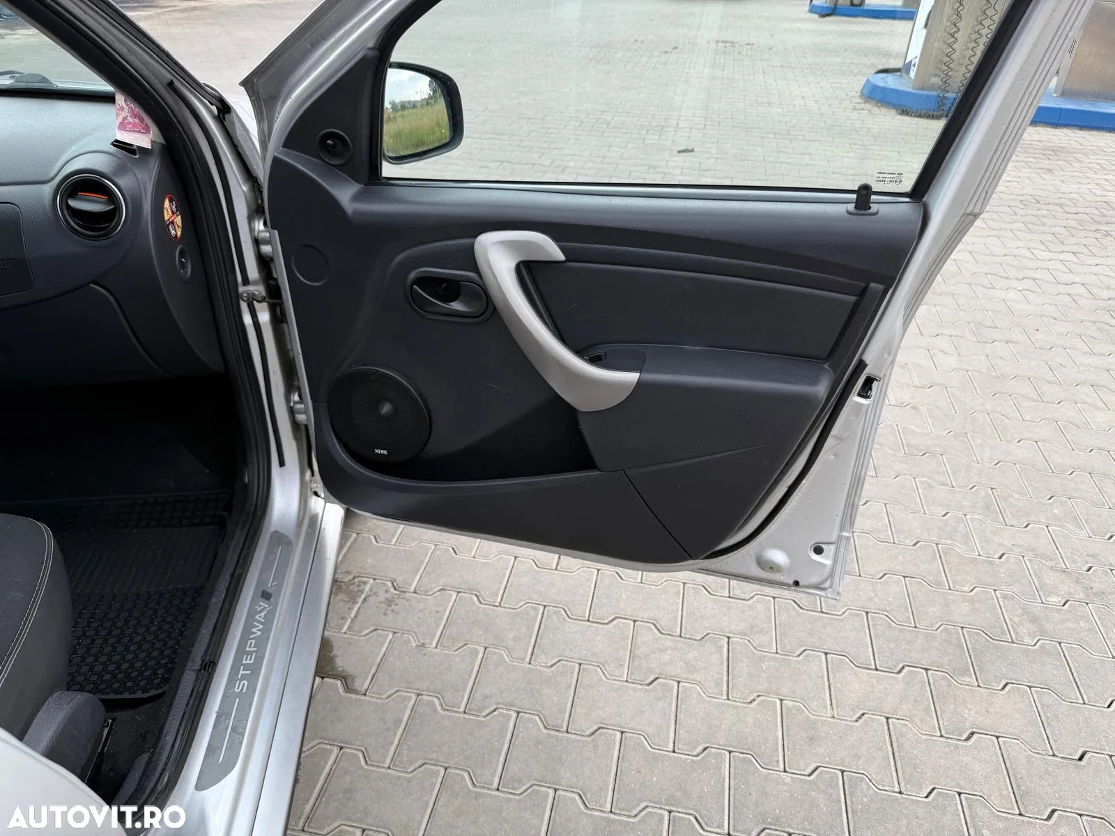 Dacia Sandero 1.6 MPI Ambiance - 18