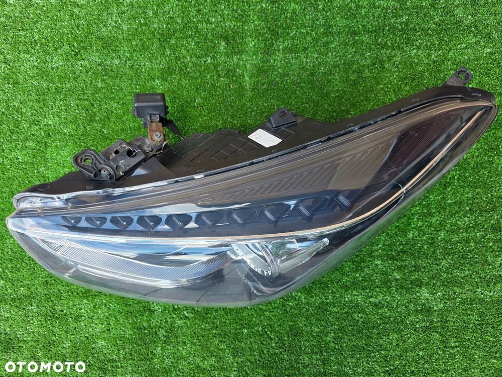 HYUNDAI I40 LIFT LAMPA LEWA PRZÓD PRZEDNIA - 3