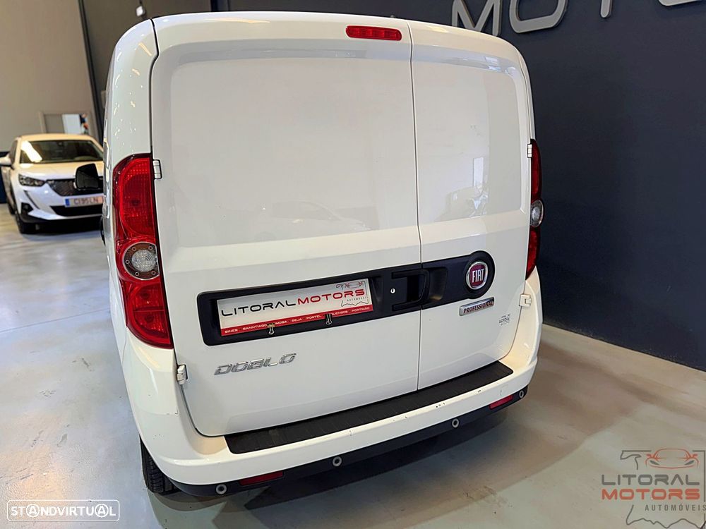 Fiat Doblo 1.6 16V Multijet Emotion - 10