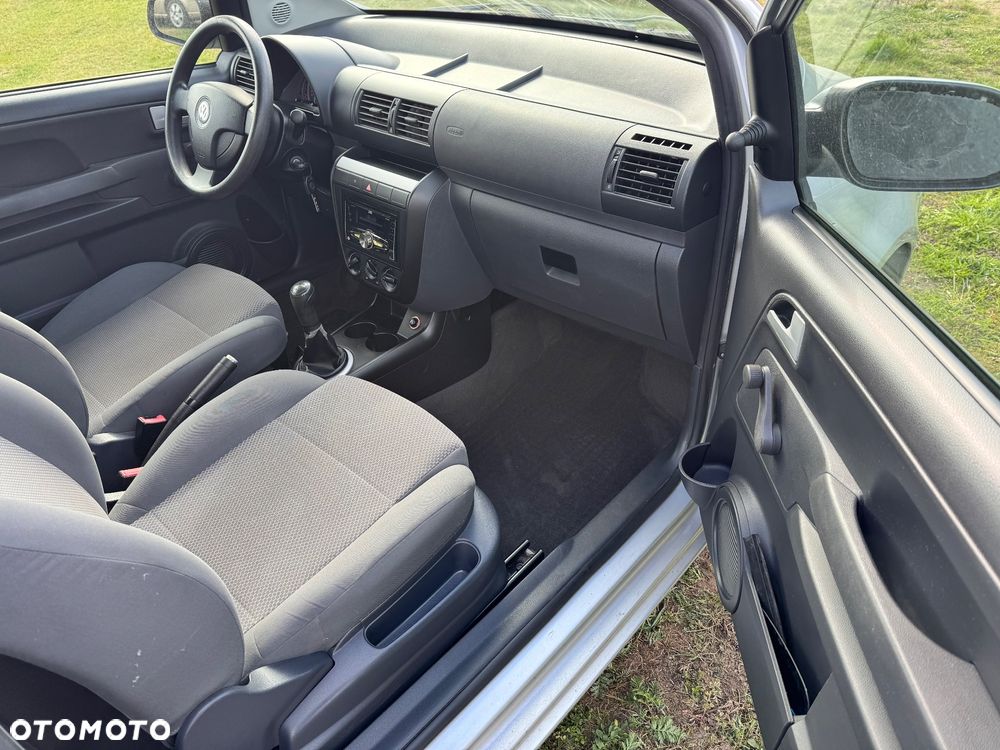 Volkswagen Fox - 23