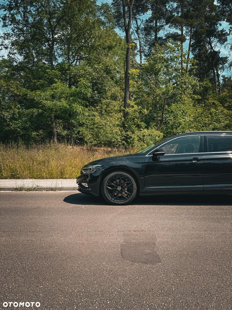 Volkswagen Passat 2.0 TDI EVO Business DSG - 17