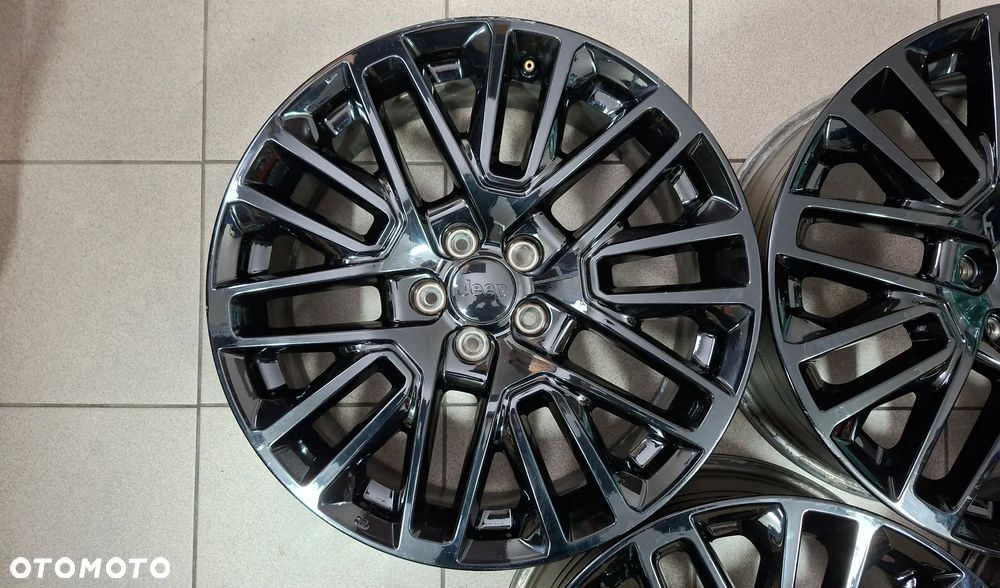 Felgi Aluminiowe 19 Jeep Compass II Renegade 5x110 ET 40 - 11