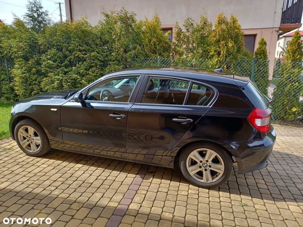 BMW Seria 1 118i - 1