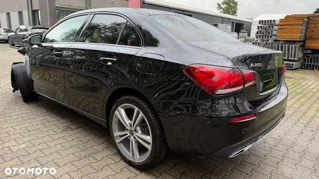 Mercedes-Benz Klasa A 200 Progressive 7G-DCT - 4