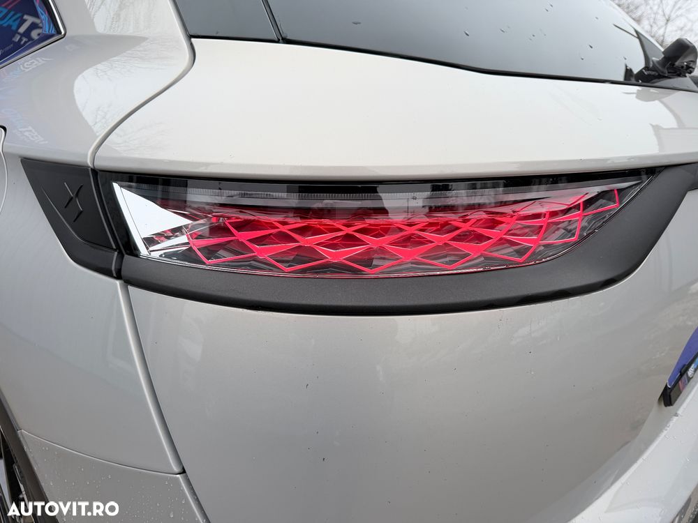 DS Automobiles DS 7 Crossback 1.6 PHeV AWD 300 EAT8 PERFORMANCE LINE + - 25