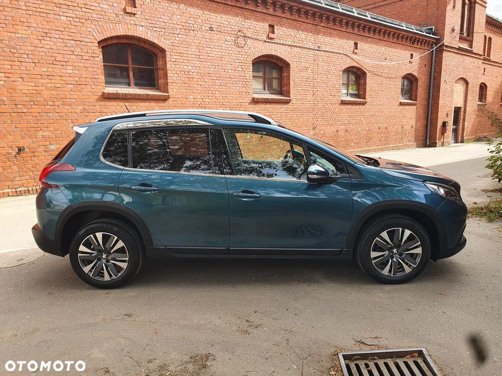 Peugeot 2008 PureTech 110 Stop&Start EAT6 Allure - 3
