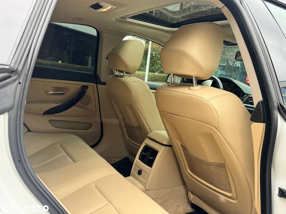 BMW Seria 4 428i xDrive M Sport - 25