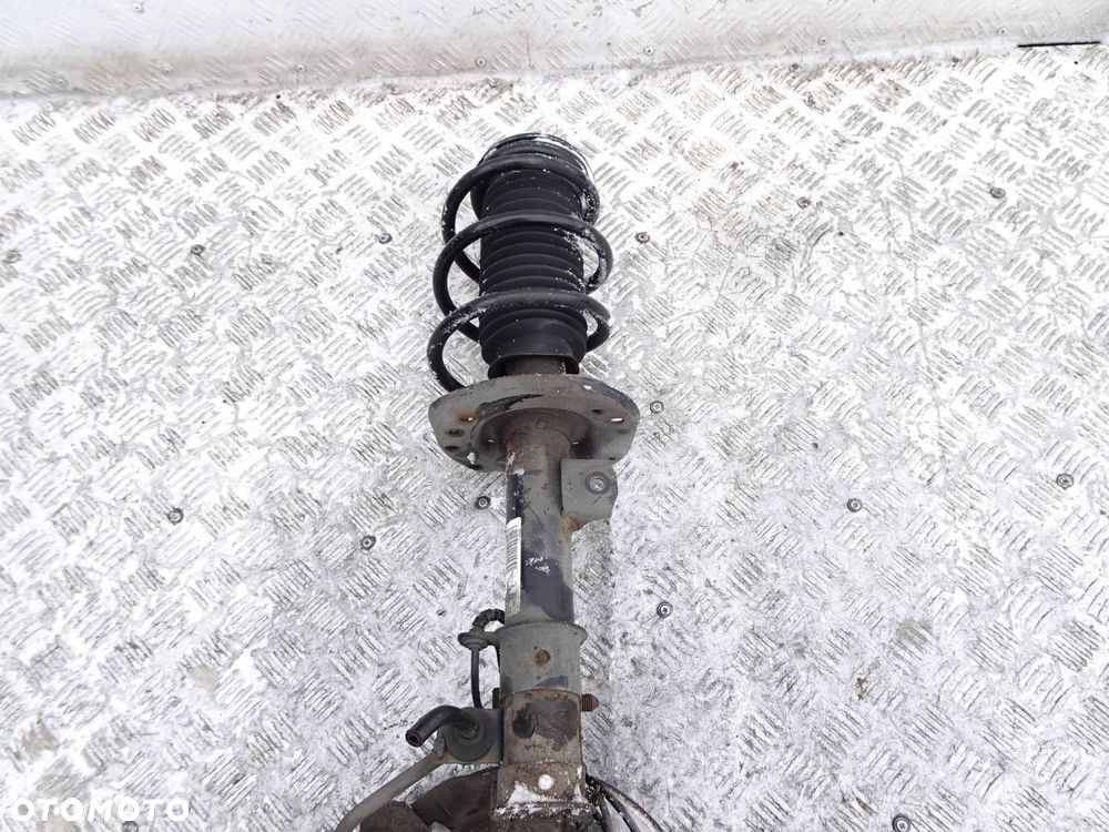 zwrotnica kolumna prawa opel corsa e 1.4 benzyna - 8
