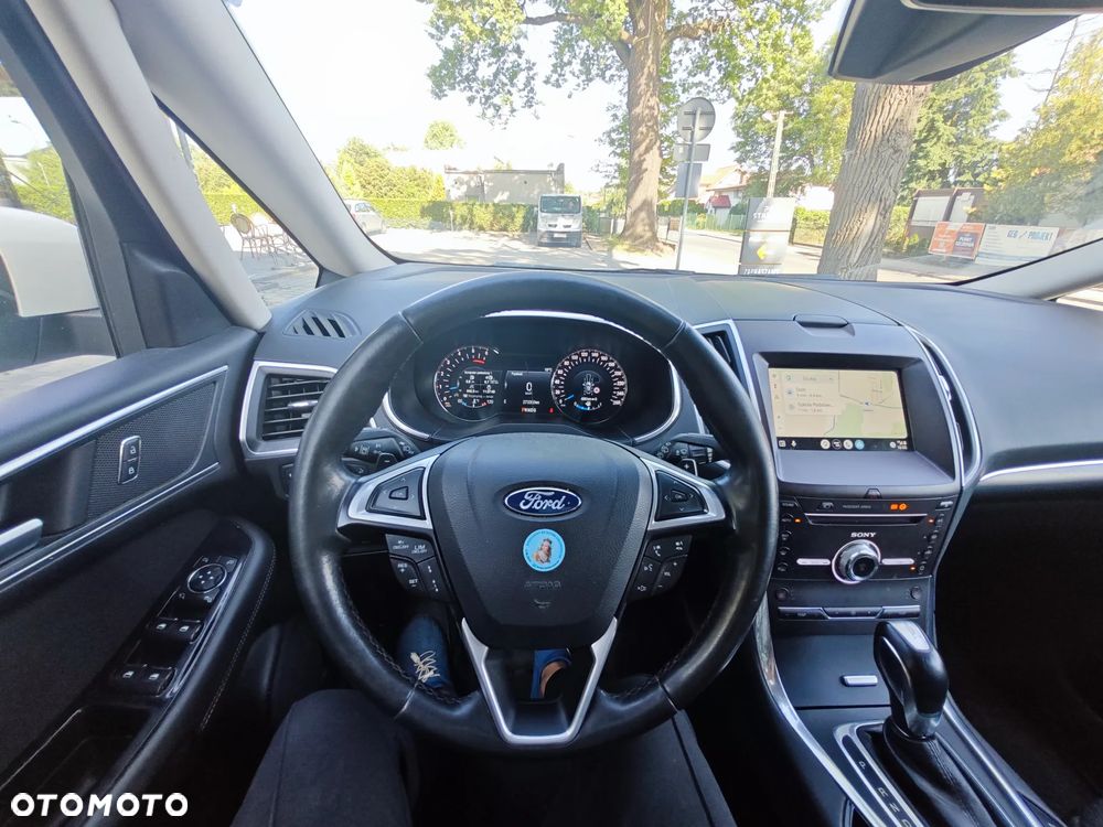 Ford S-Max 2.0 TDCi Titanium PowerShift - 7