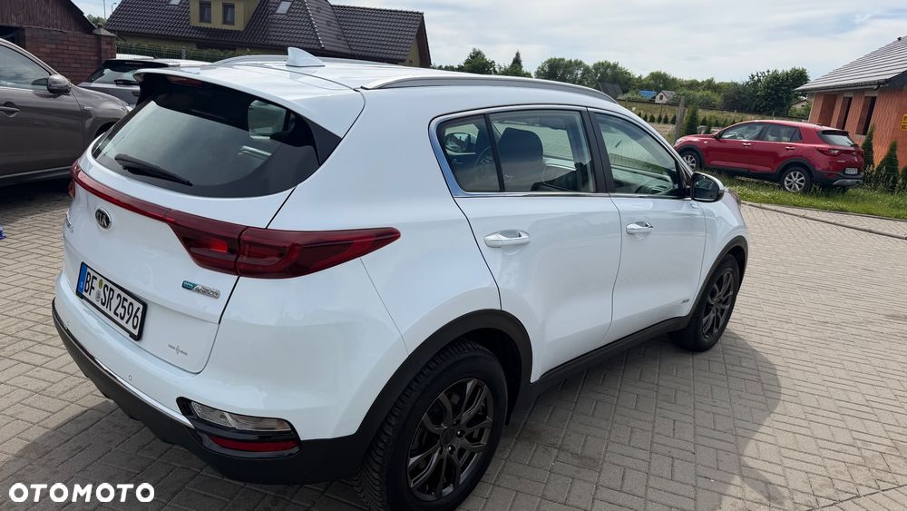 Kia Sportage 1.6 CRDI AWD DCT SPIRIT - 9