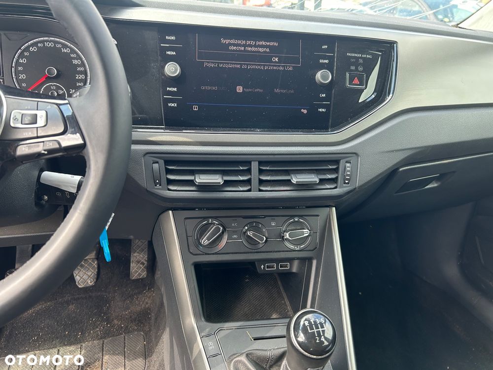Volkswagen Polo - 11