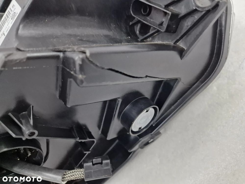 VW AMAROK I LIFT 2H3 16- LEWA LAMPA PRZEDNIA PRZÓD  XENON , NR 2H3941031B , NR AUKCJI LA86 - 20