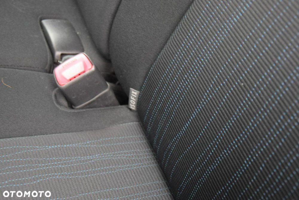 Toyota Auris 1.6 VVT-i Team - 13