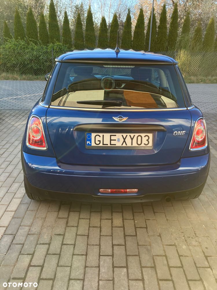 MINI ONE - 4