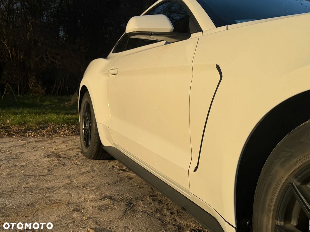 Ford Mustang - 14