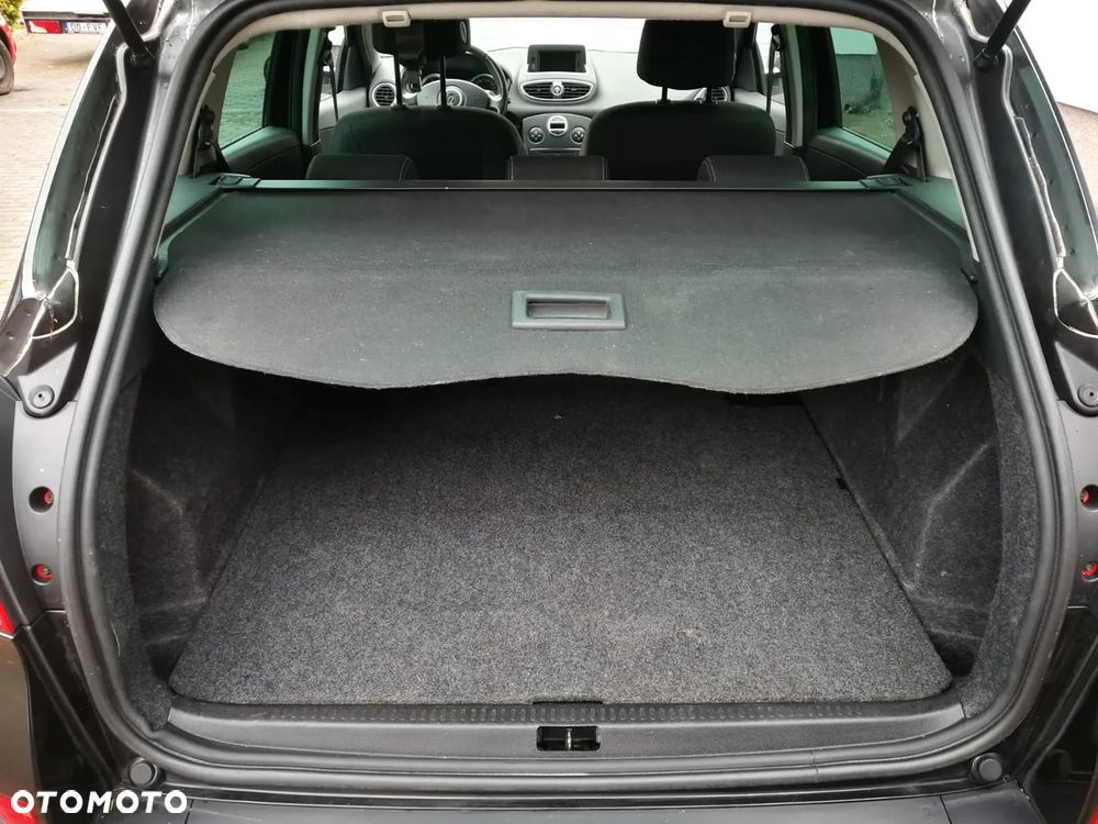 Renault Clio 1.2 16V 75 Night and Day - 14