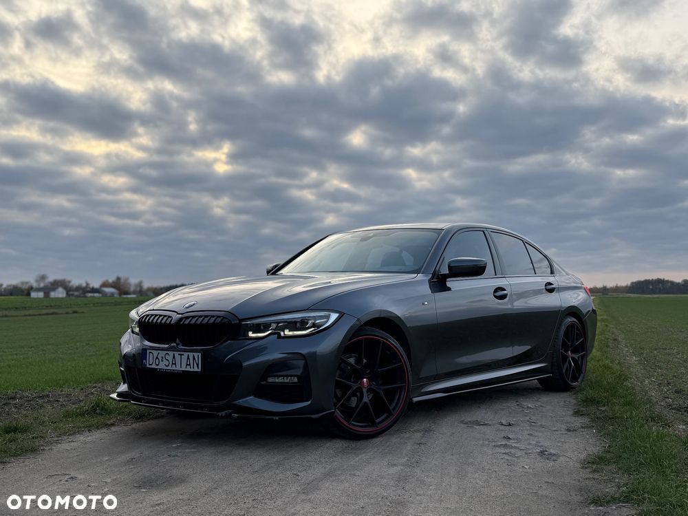 BMW Seria 3 318i M Sport - 1