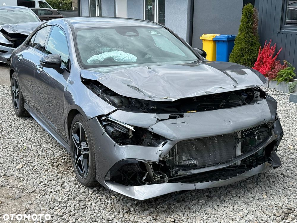 Mercedes-Benz CLA 180 AMG Line 7G-DCT - 9