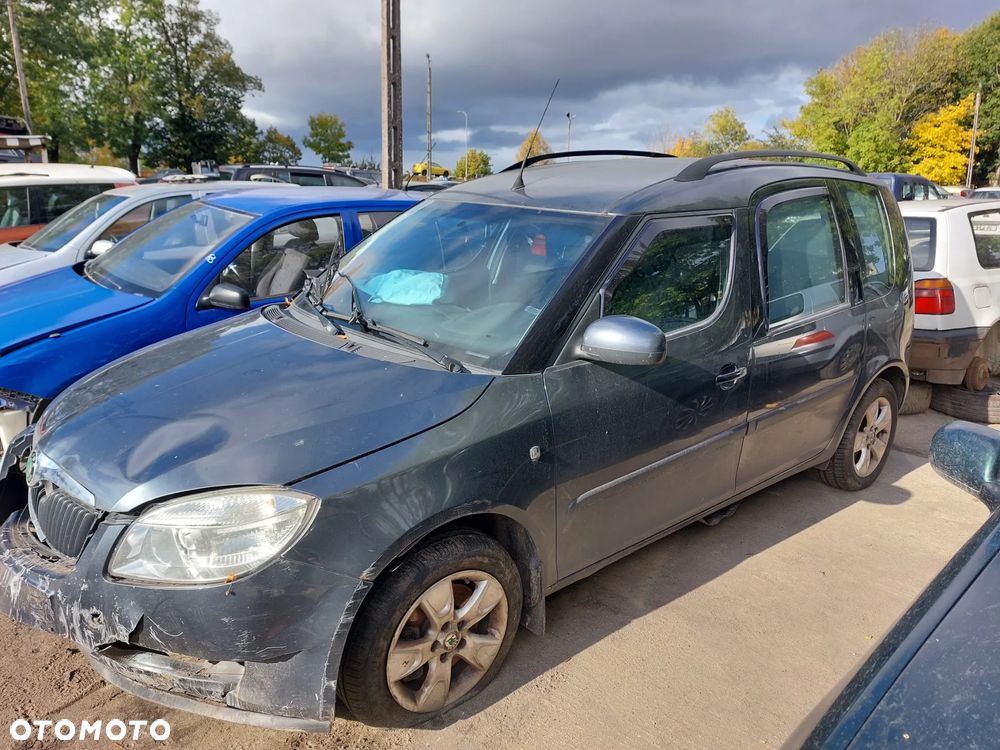 Maska SKODA ROOMSTER 1.6B 08R. drzwi,klapa,zderzaki,lampy... - 2