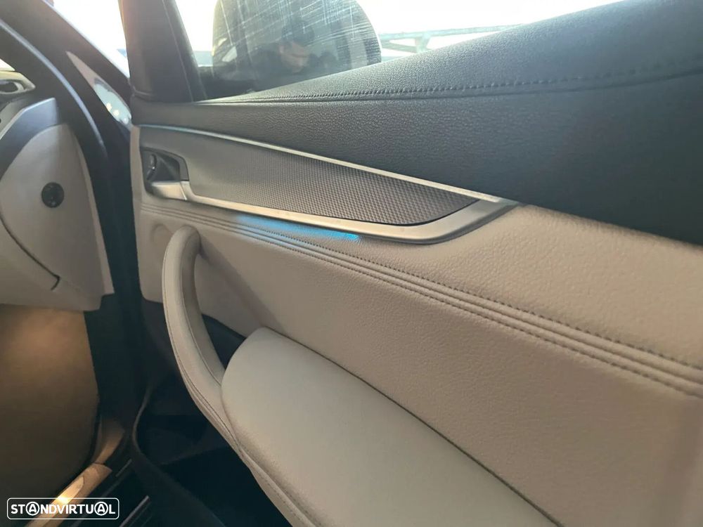 BMW X6 - 42