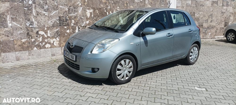 Toyota Yaris 1.4 D-4D Aut Sol - 1