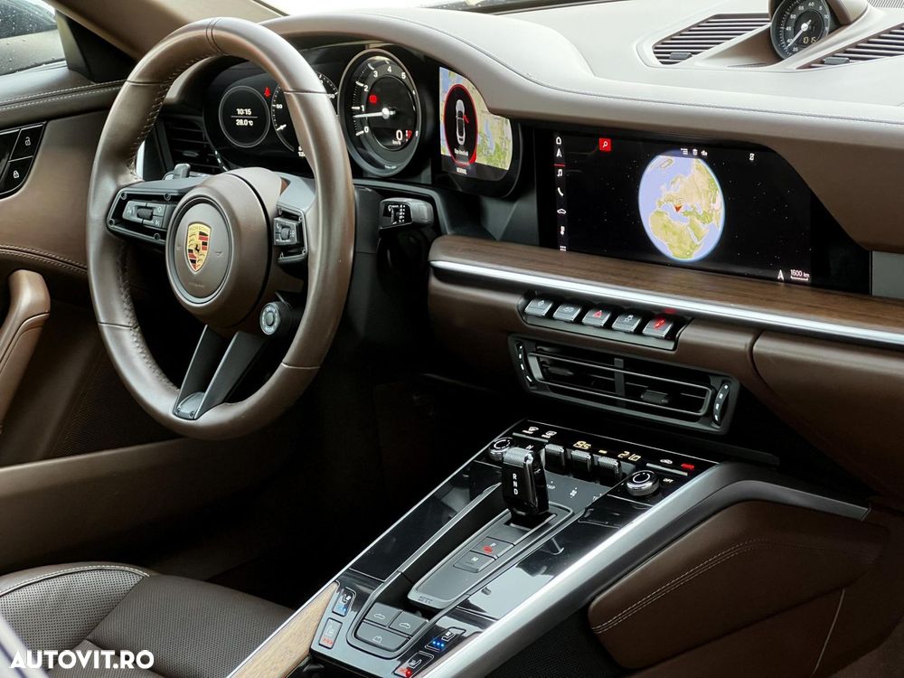 Porsche 911 Carrera 4S Cabriolet PDK - 12
