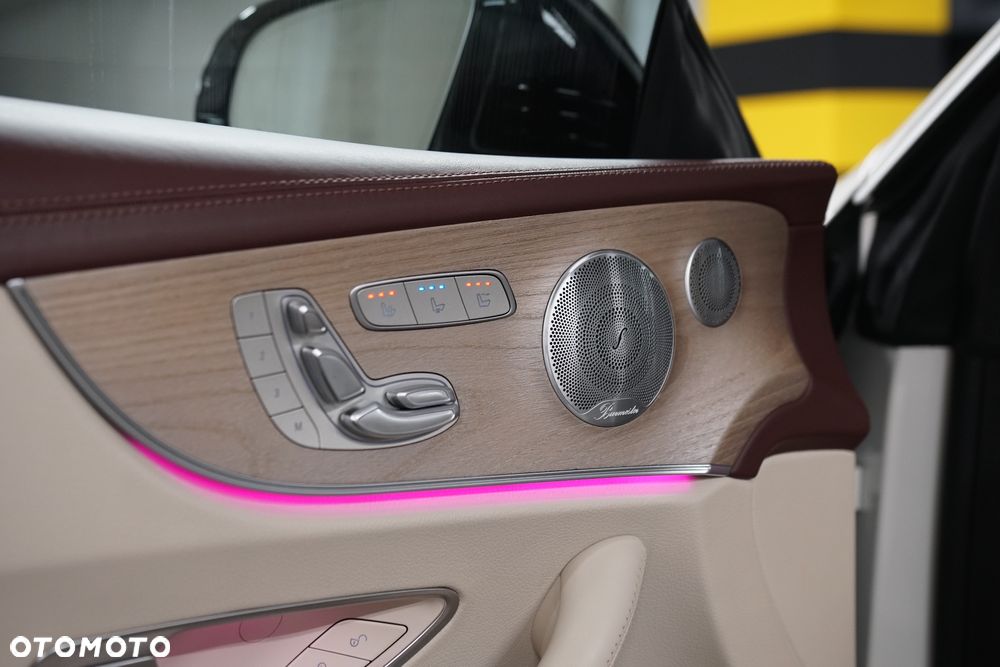 Mercedes-Benz Klasa E - 29