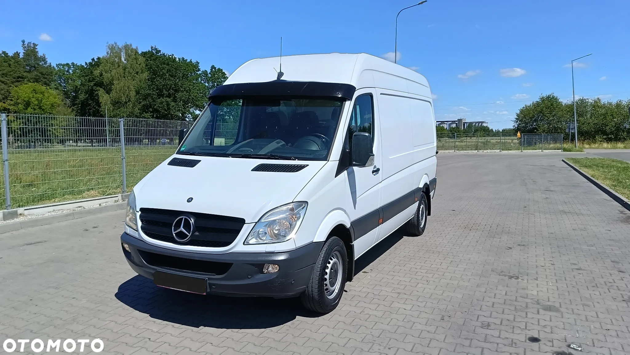 Mercedes-Benz Sprinter L2H2 Średniak 319 CDI 3.0 V6 190KM - 3