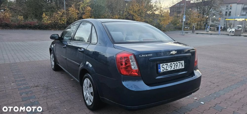 Chevrolet Lacetti - 4