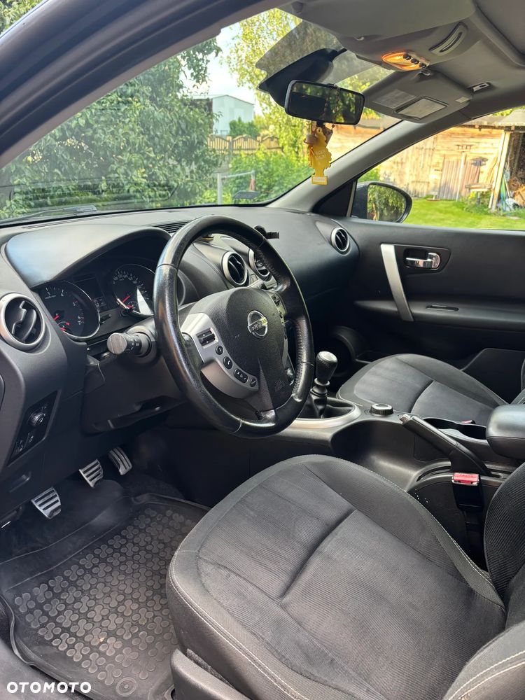 Nissan Qashqai+2 2.0 dCi DPF 4x4 tekna - 17