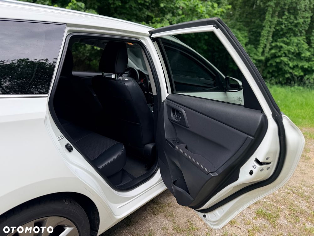 Toyota Auris Hybrid 135 Premium - 17