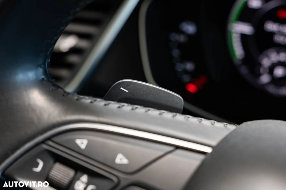 Audi Q5 50 TFSIe quattro S tronic S line - 26