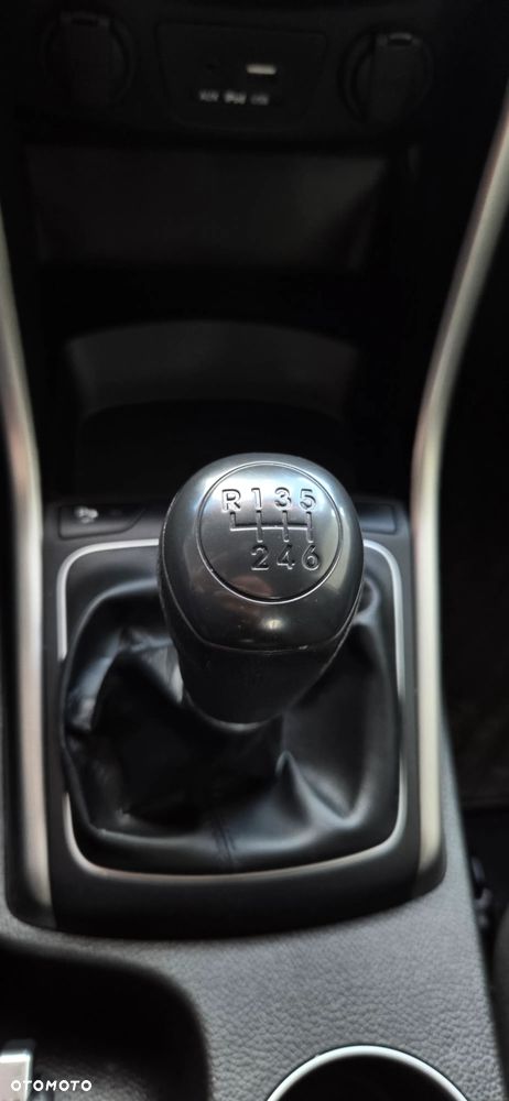 Hyundai i30 1.6 CRDi Premium - 28