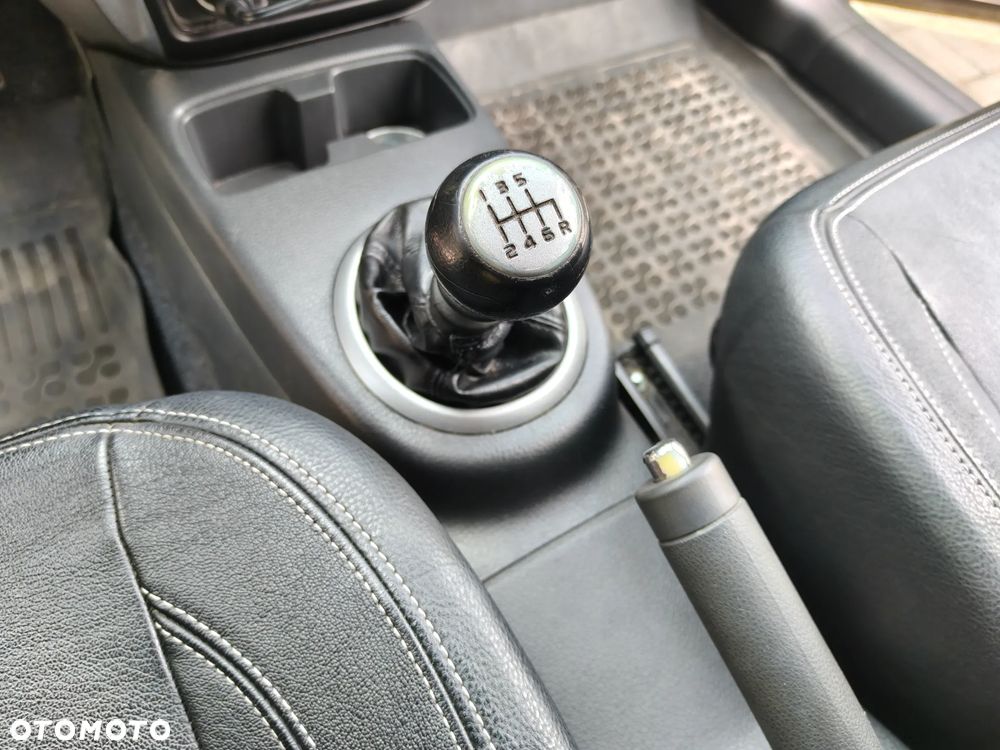 Fiat Sedici 1.9 Multijet 4x4 Emotion - 17