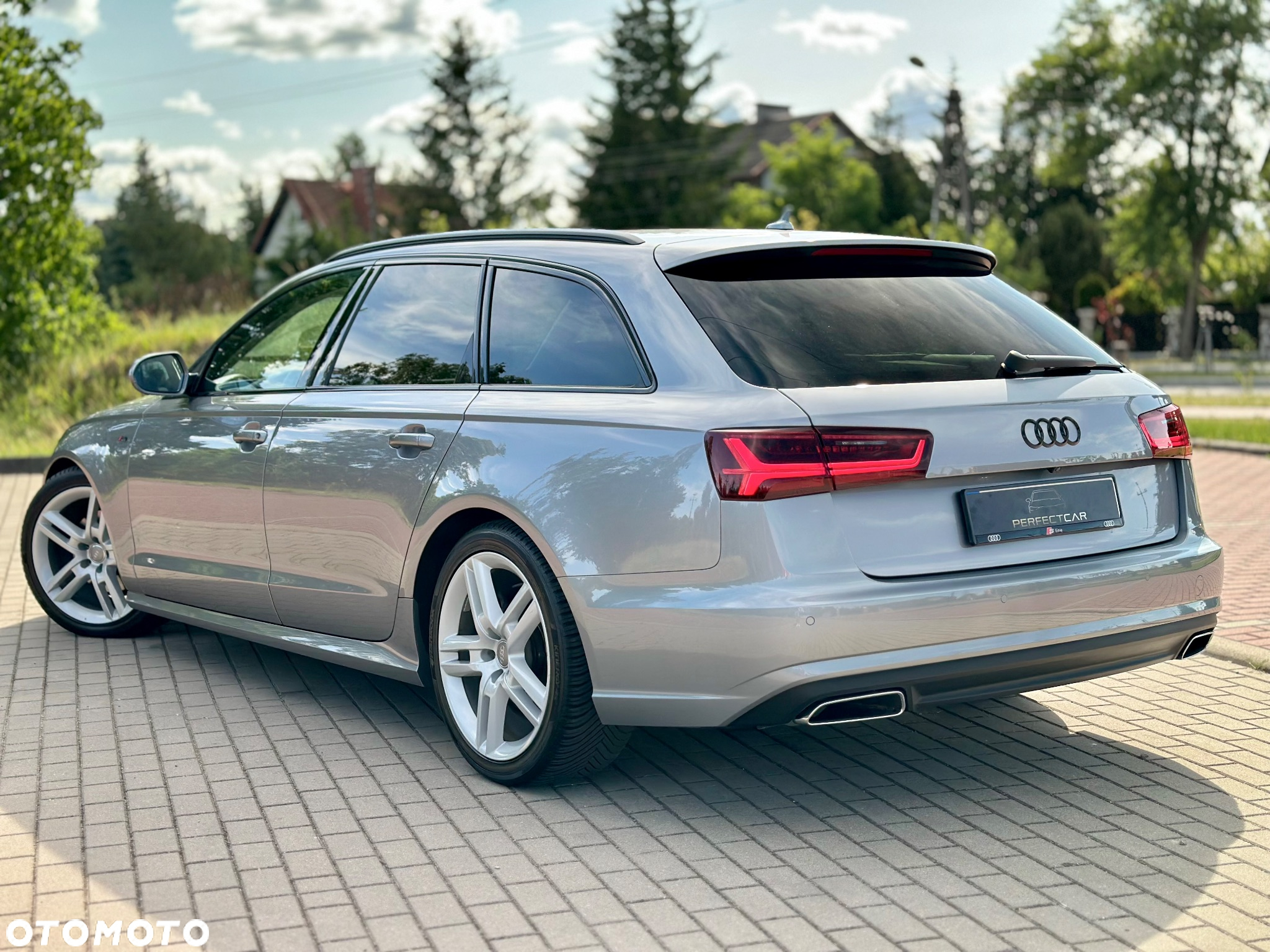 Audi A6 Avant 2.0 TDI Ultra S tronic - 4